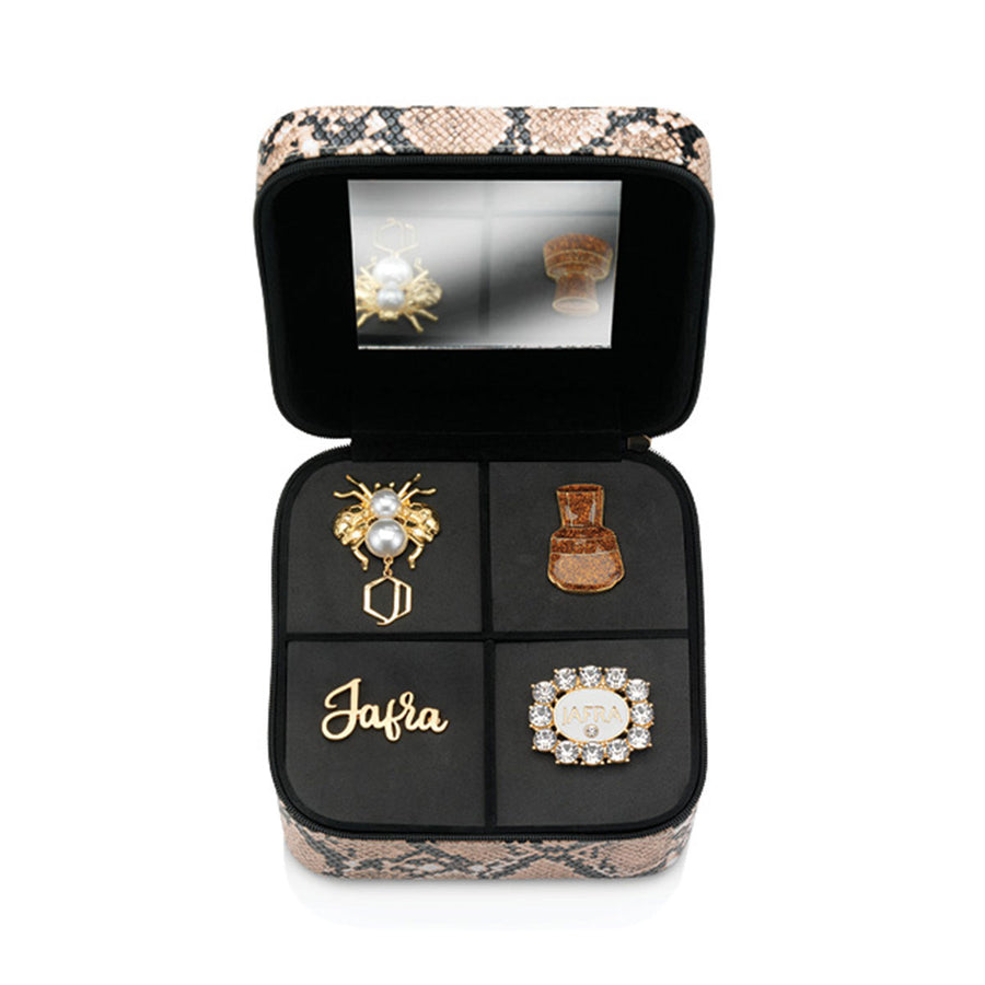 JAFRA Brooch Collection