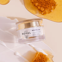 JAFRA ROYAL Revitalize Necessities Bundle